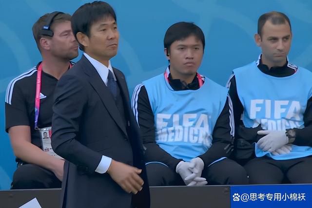 过来趴下报数