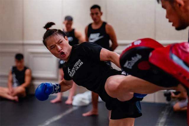在线一区二区